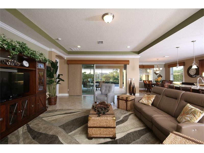 Property Photo: 319 165th Court NE FL 34212