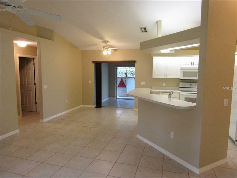 Property Photo:  1408 Poinciana Road  FL 34293 