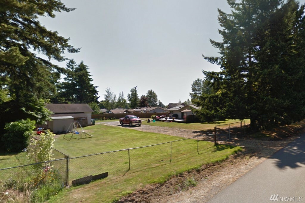 Property Photo: 16204 114th Ave SE WA 98055