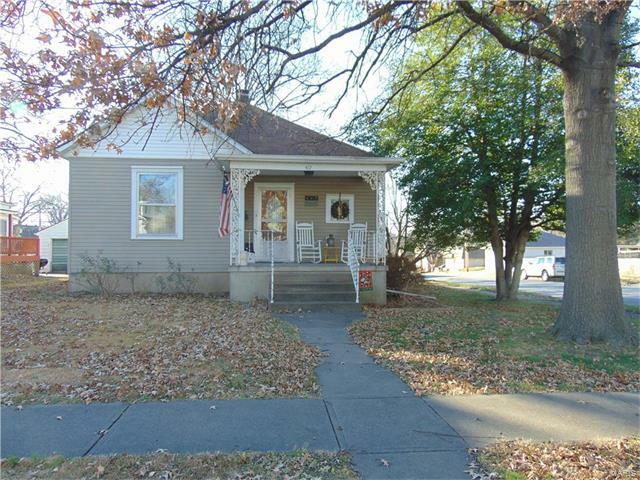 Property Photo: 417 Taylor Avenue 63019