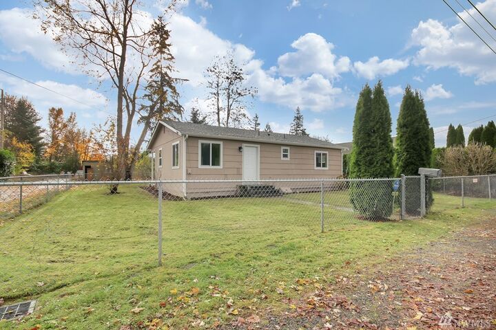 Property Photo: 1212 Maybell Street WA 98390