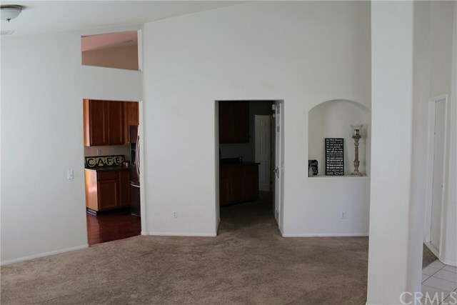 Property Photo:  23483 Vista Way  CA 92587 