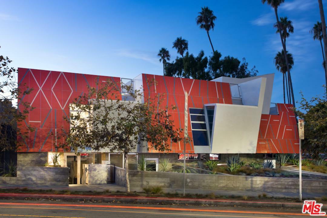 Property Photo: 719 Venice Blvd CA 90291