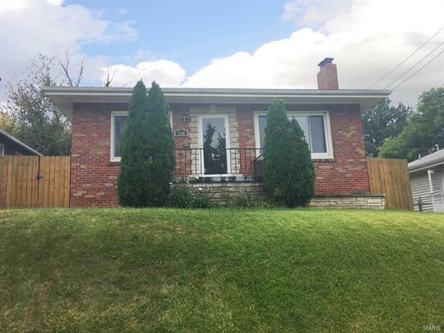 Property Photo: 7720 Folk Avenue 63143