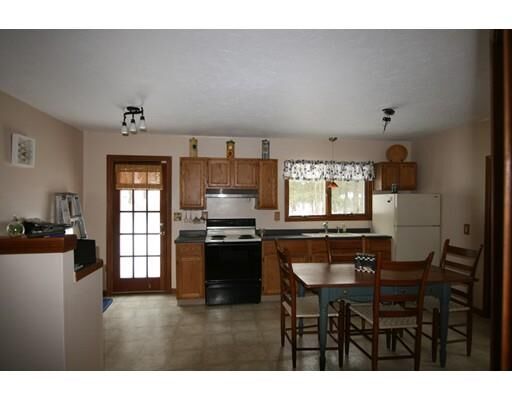 Property Photo:  6 Park Road  MA 01521 