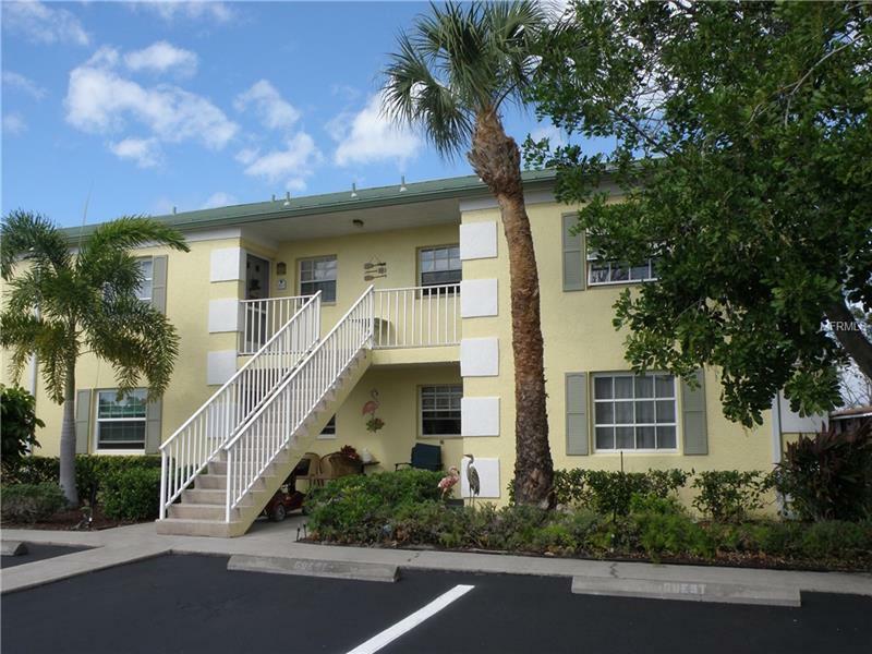 Property Photo:  942 Capri Isles Boulevard 108  FL 34292 