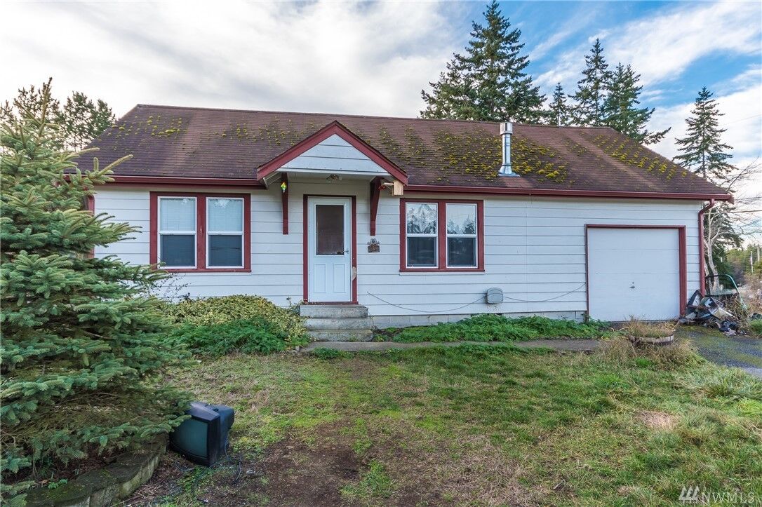 Property Photo: 3241 Lange St WA 98277
