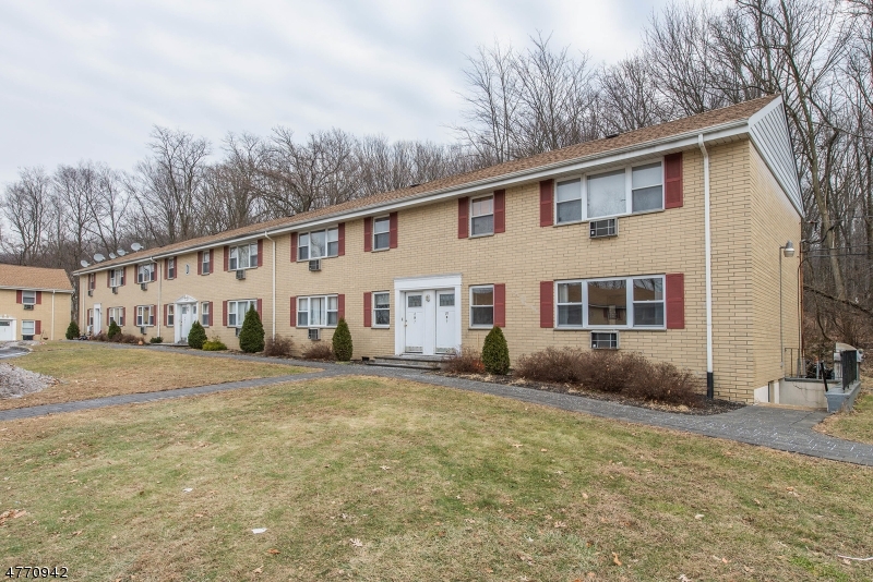 Property Photo: 330 Franklin Ave D-9 NJ 07866