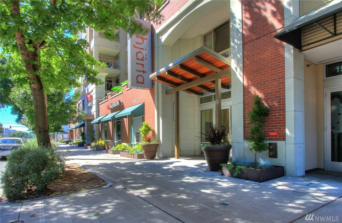Property Photo: 1530 NW Market St 214 WA 98107