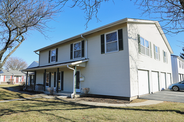 Property Photo:  855 Wellington Avenue 855  IL 60007 