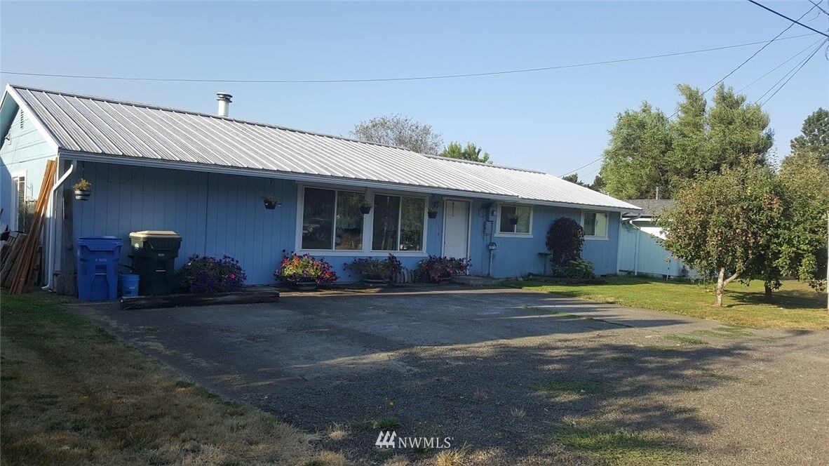 Property Photo: 2129 SW Olympic Drive WA 98532