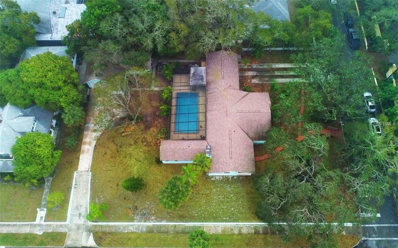 Property Photo:  1609 Arlington Street  FL 34239 