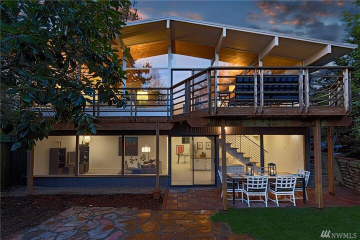 3609 NE 43rd St  Seattle WA 98105 photo