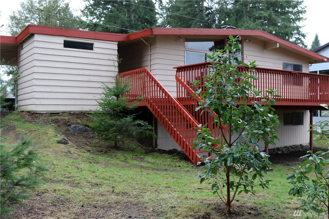 Property Photo:  4002 152nd Ave SE  WA 98006 