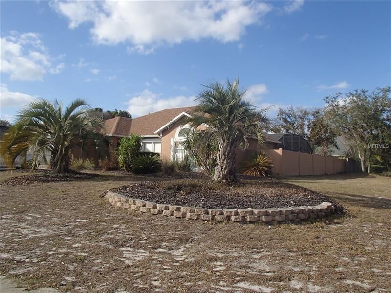 Property Photo: 3204 Kings Ridge Terrace FL 32725
