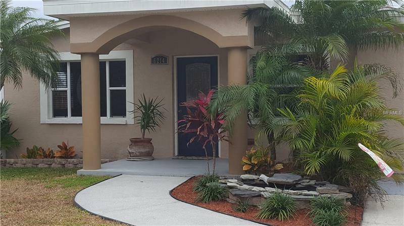Property Photo: 6214 56th Avenue N FL 33709