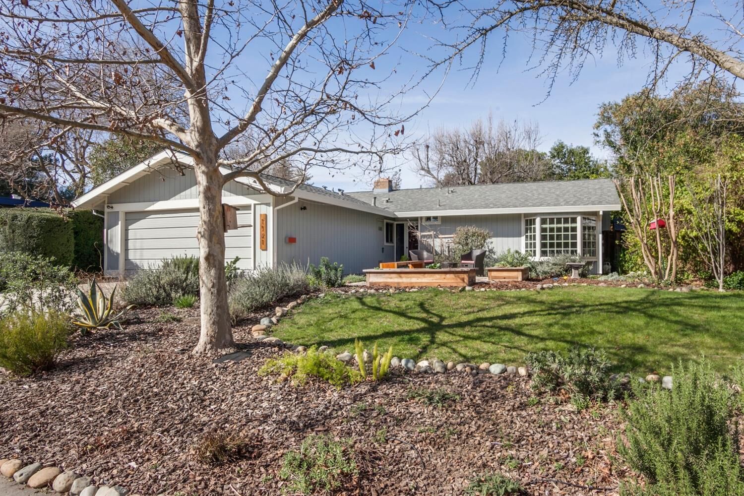 Property Photo: 1121 Auburn Drive CA 95616