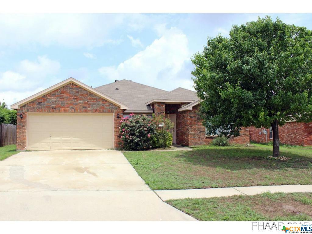 Property Photo:  511 John Henry Drive  TX 76522 