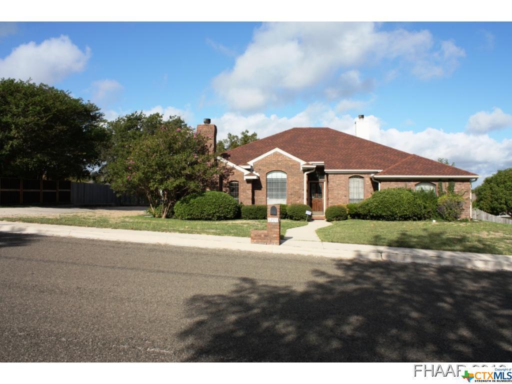 Property Photo: 1201 Morning Dove TX 76522