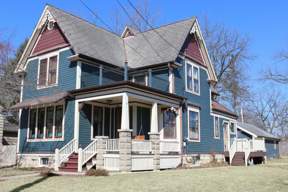 Property Photo:  N66w6454 Cleveland St  WI 53012 