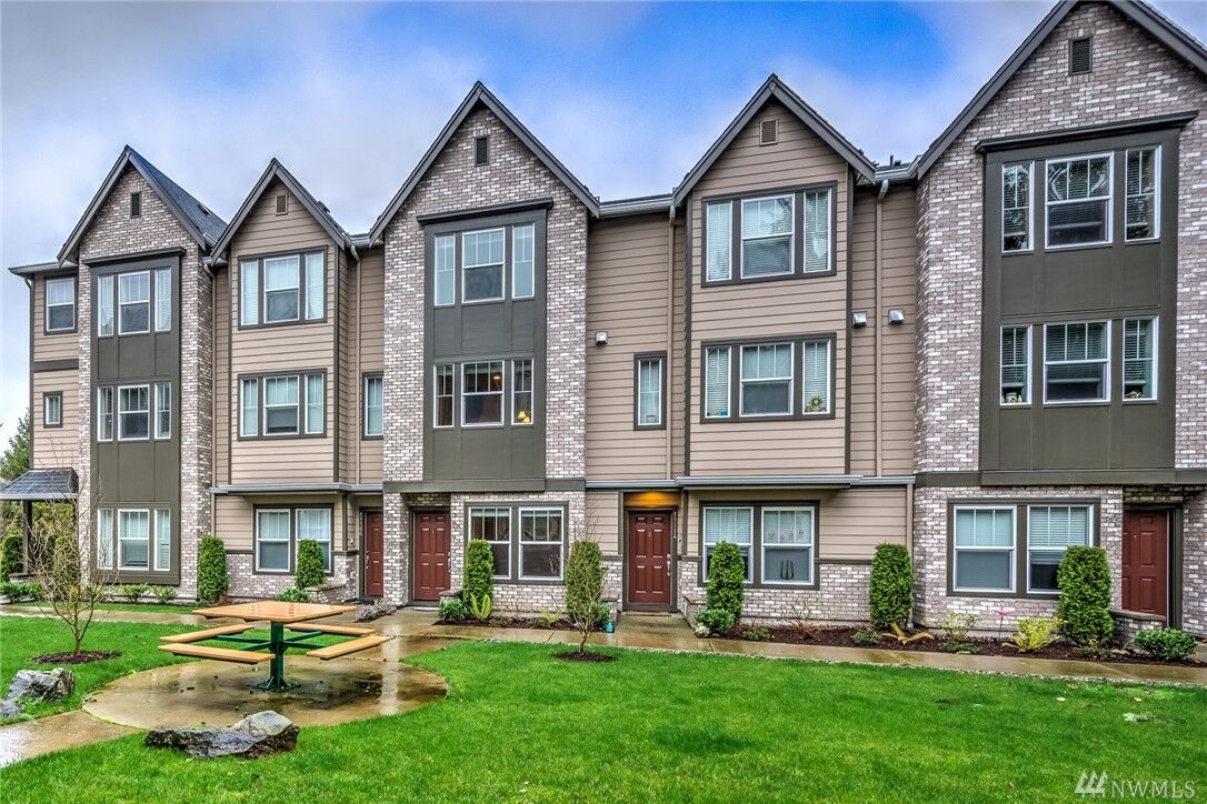 Property Photo:  11110 20th Drive SE  WA 98208 