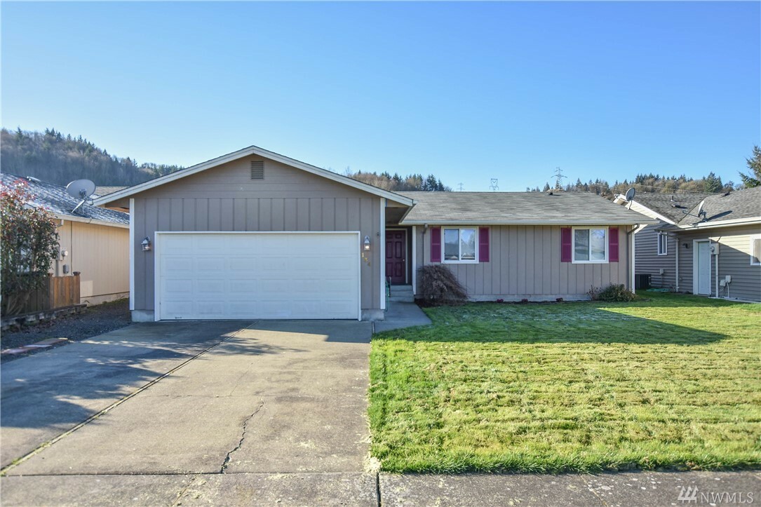 134 Charles St  Longview WA 98632 photo