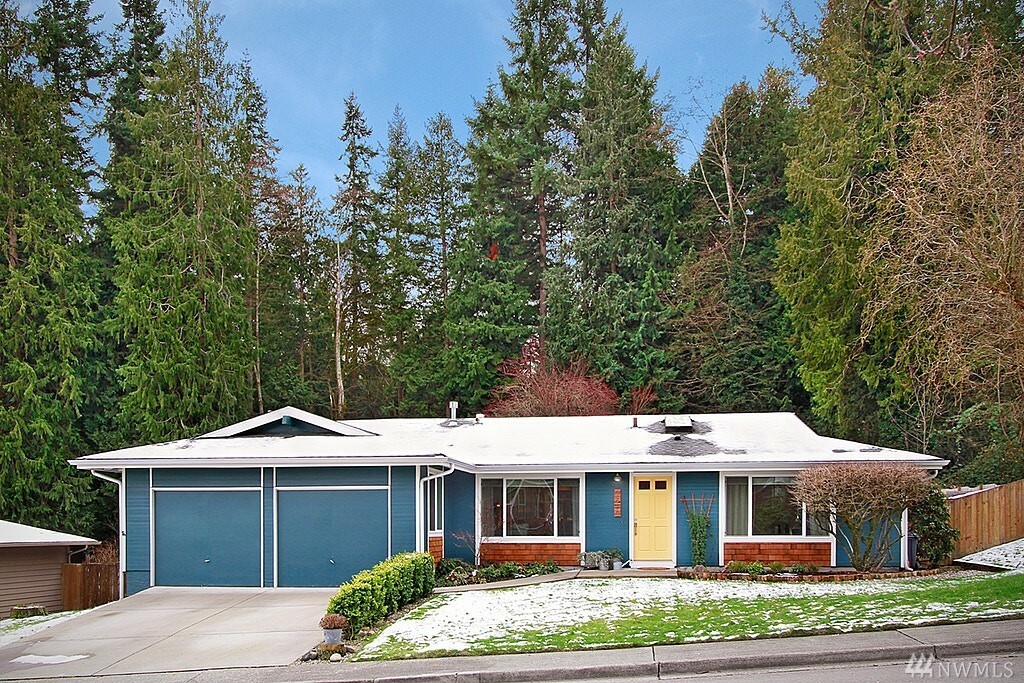 Property Photo:  2810 Forest View Dr  WA 98203 