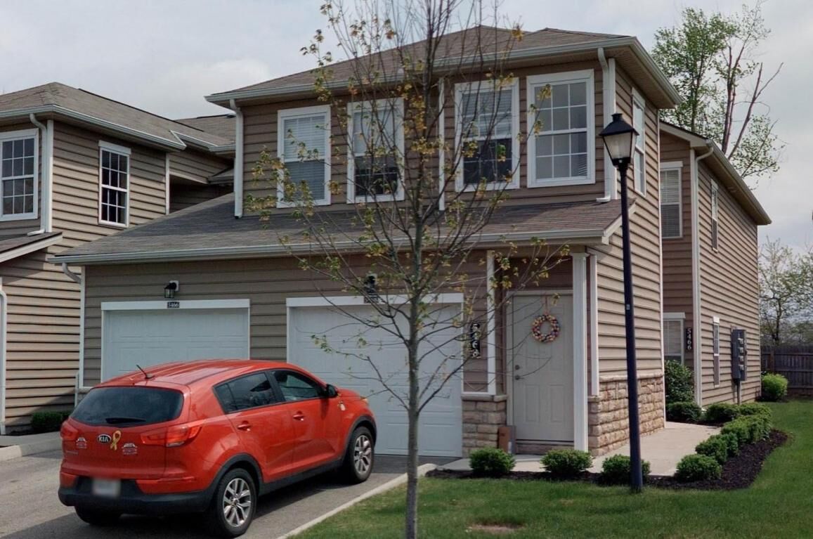 Property Photo: 5468 Nottinghamshire Lane OH 43081