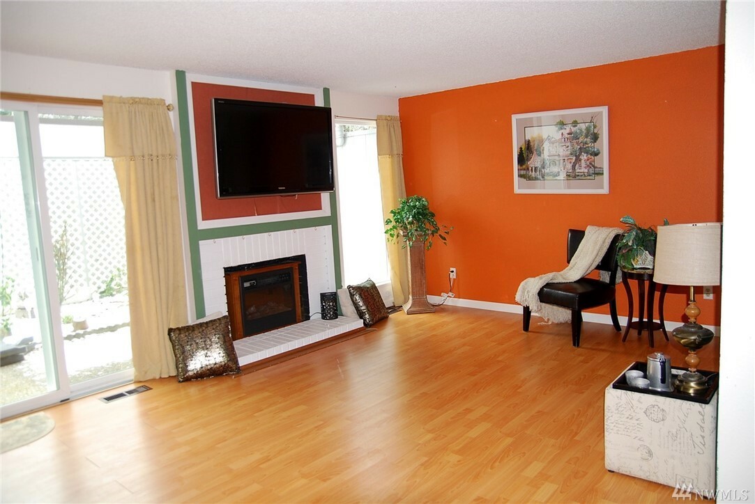 Property Photo: 8648 Onyx Dr SW B WA 98498