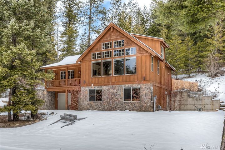 Property Photo: 371 Evergreen Valley Loop Rd WA 98940