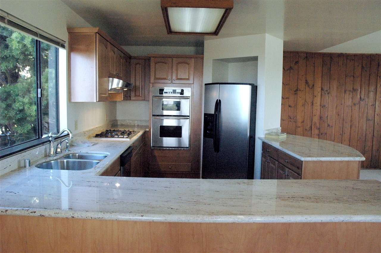 Property Photo: 5574 Soledad Road CA 92037