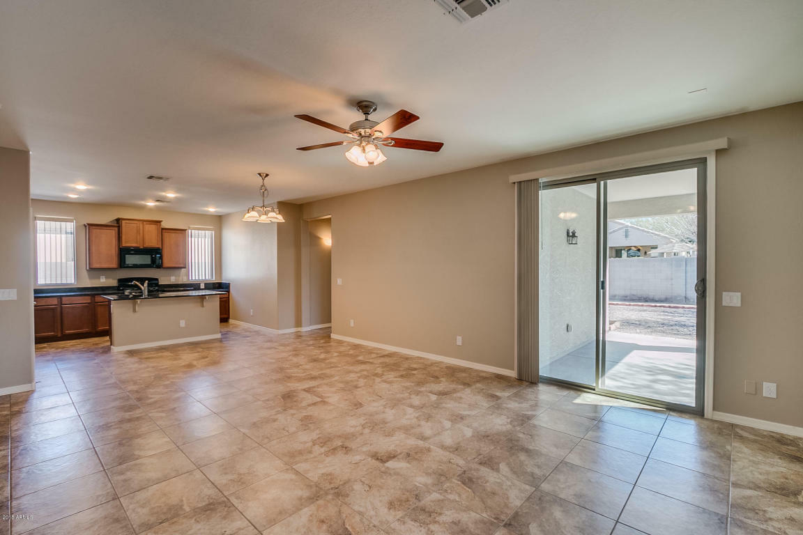 Property Photo: 4463 E Trigger Way AZ 85297
