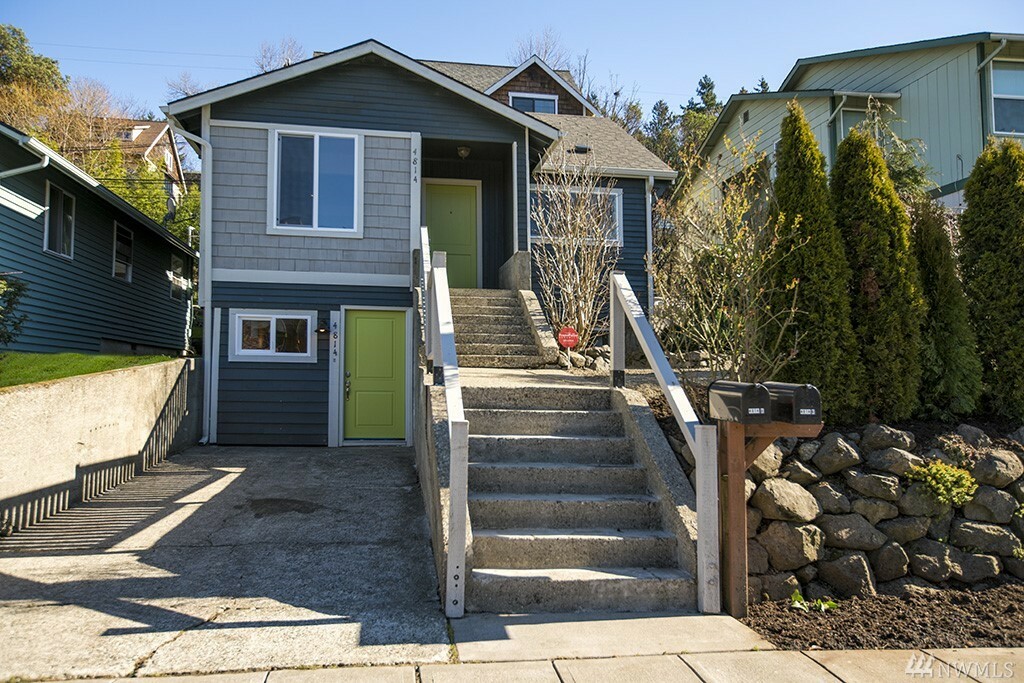 4814 Delridge Wy SW  Seattle WA 98106 photo