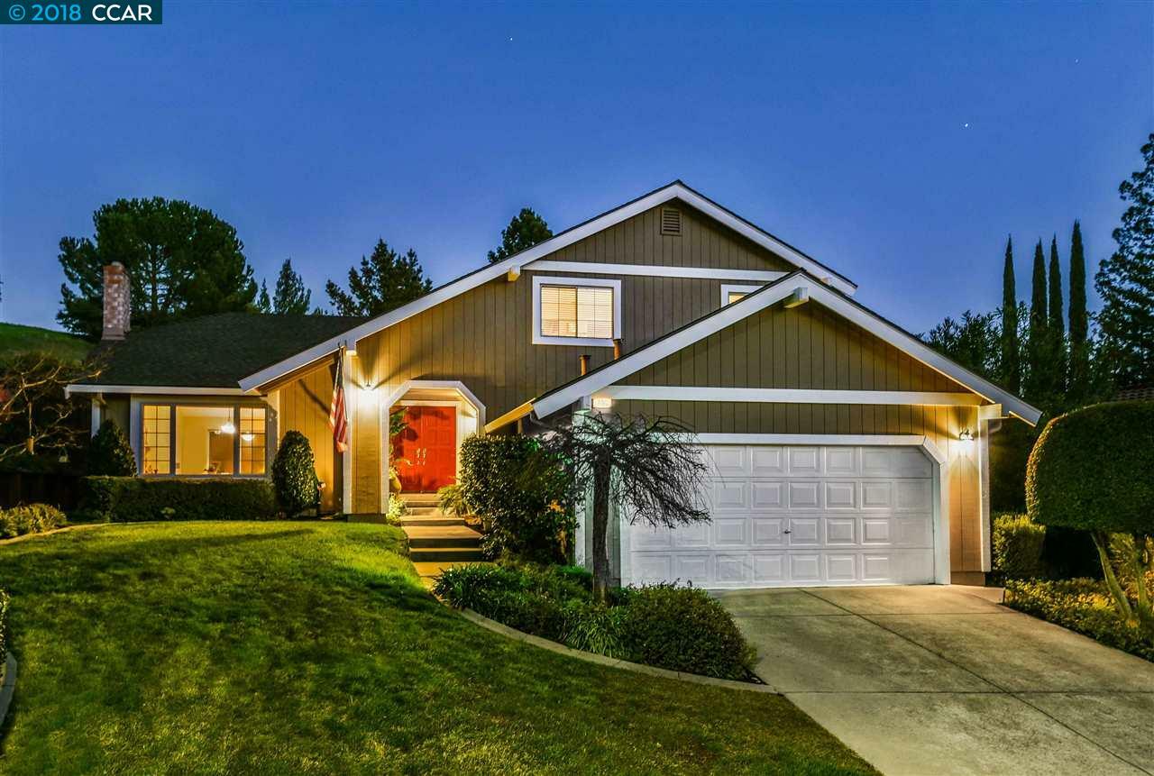 Property Photo: 408 Saddlebrook Ln CA 94523-1614
