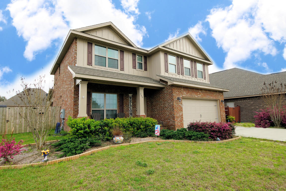 Property Photo: 266 Paradise Palm Circle FL 32536