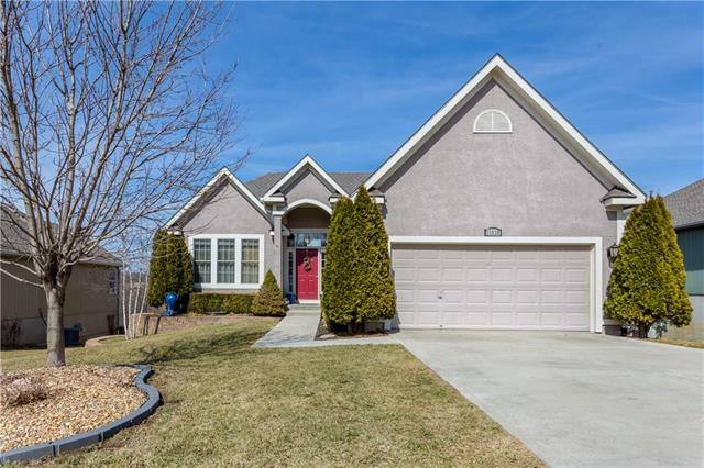 Property Photo: 11318 Parkview Avenue KS 66109