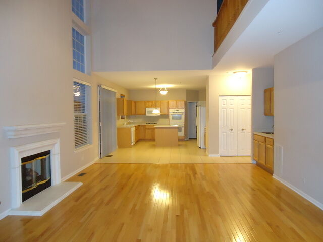 Property Photo:  1632 Acorn Drive  IL 60192 