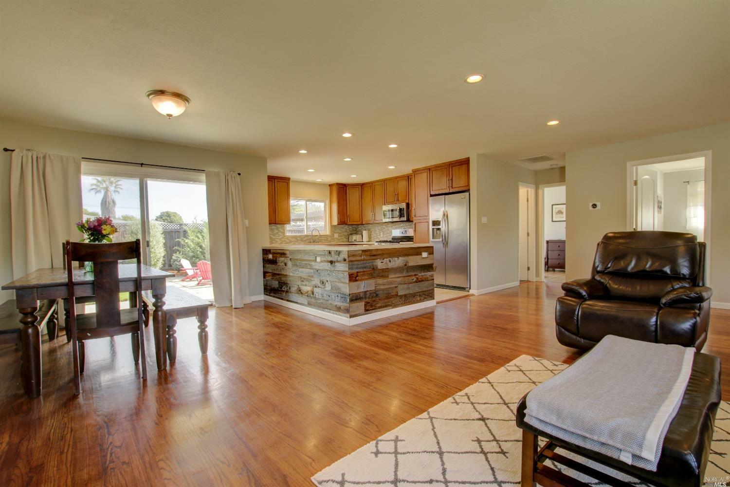 Property Photo:  1382 Joyce Street  CA 94947 