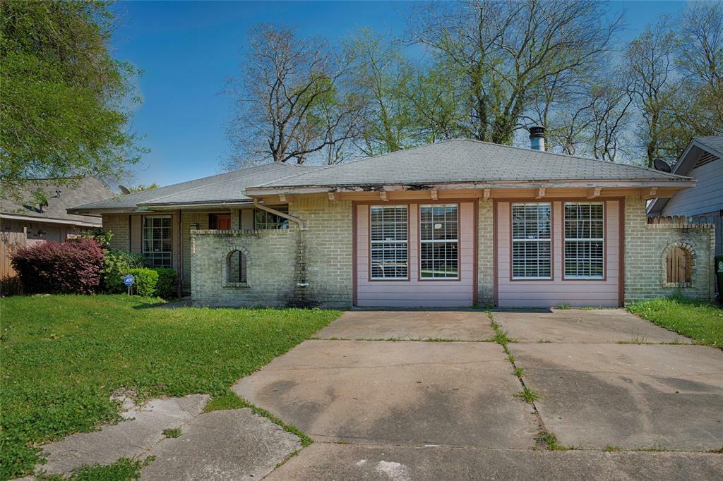 Property Photo:  6407 King Post Drive  TX 77088 