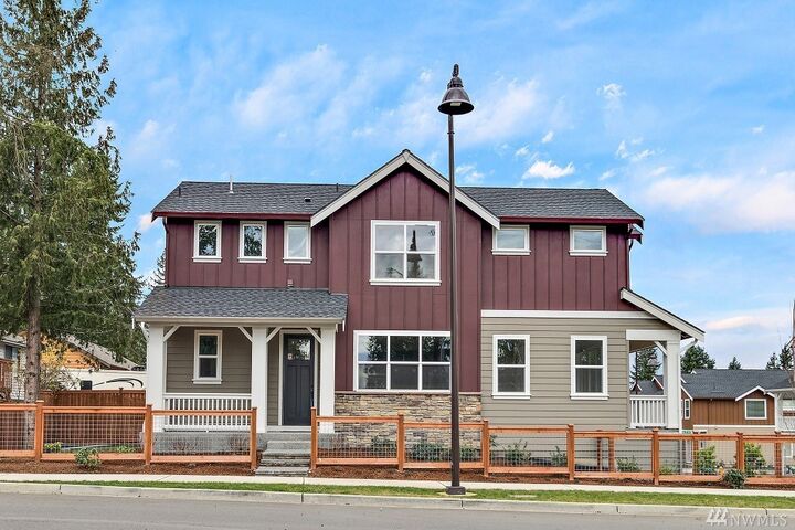 Property Photo:  5602 218th Ct SW  WA 98043 