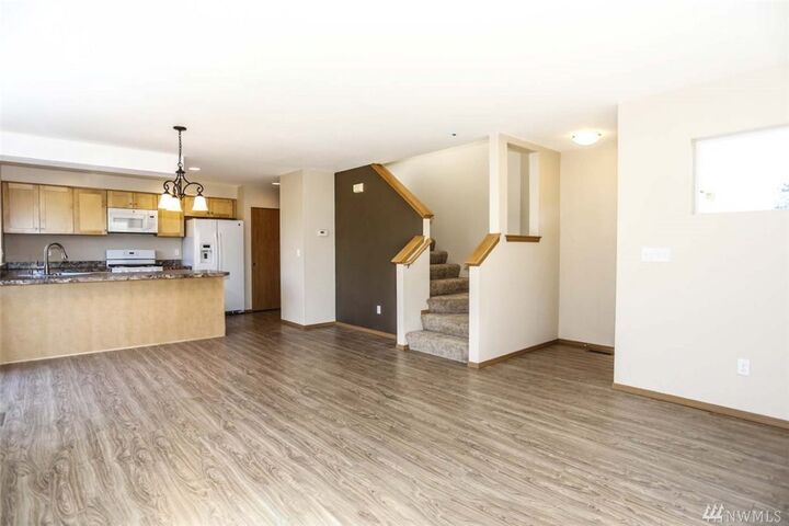 Property Photo:  2022 82nd Drive NE  WA 98258 