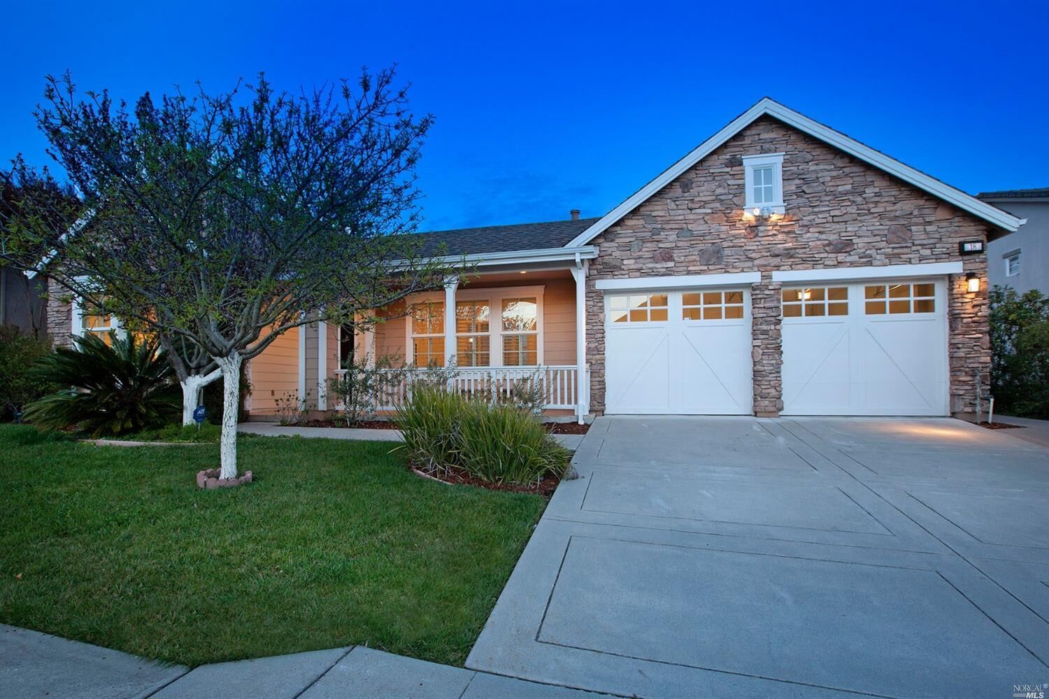 Property Photo:  18 Turner Drive  CA 94949 