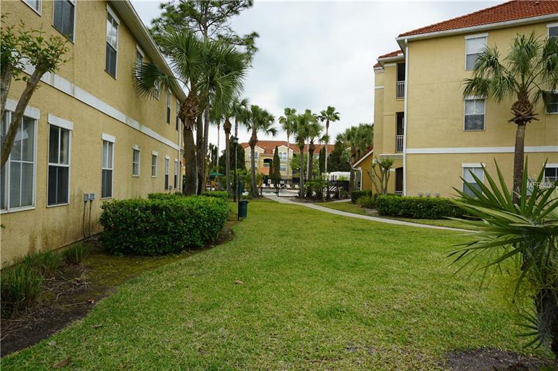 Property Photo:  18001 Richmond Place Drive 626  FL 33647 