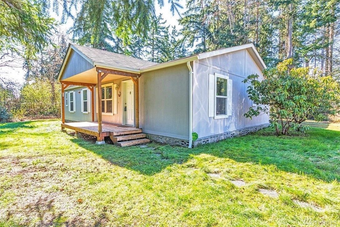 Property Photo:  150 Cedar Ave  WA 98339 