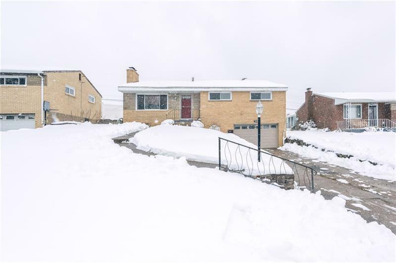 Property Photo: 1739 Elderslee PA 15227