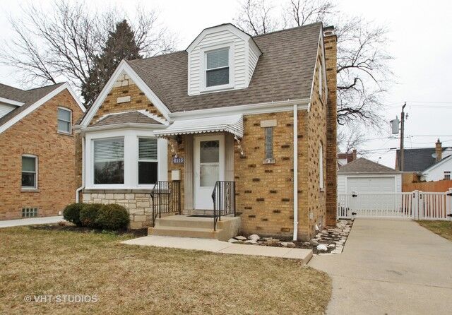 Property Photo:  6115 Ottawa Avenue  IL 60631