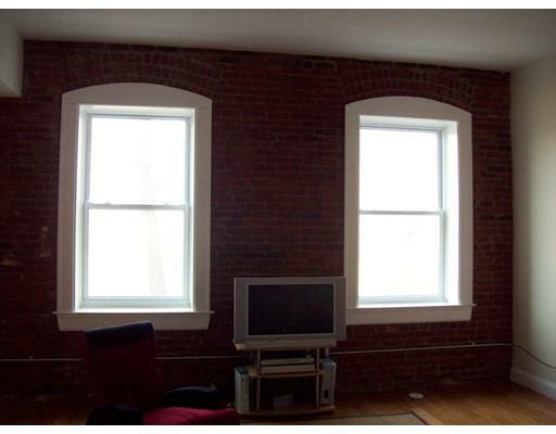 Property Photo:  32 Providence St 3  MA 01604 