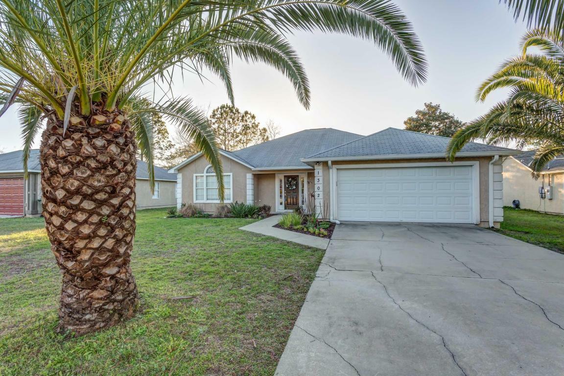 Property Photo:  1302 New Hampshire Avenue  FL 32444 