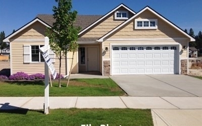 Property Photo: 17208 N Hamilton Ln WA 99005