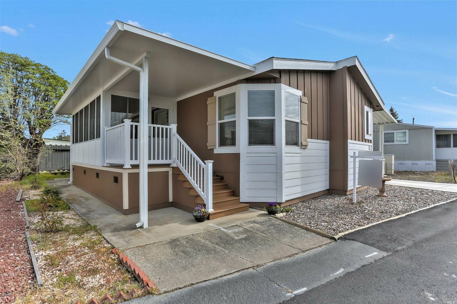 Property Photo: 1039 Capewood Lane CA 95492